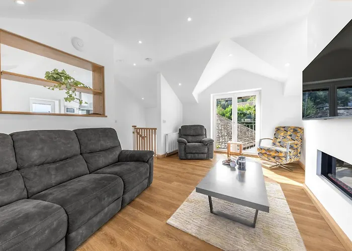 Дом отдыха Forge Bridge House