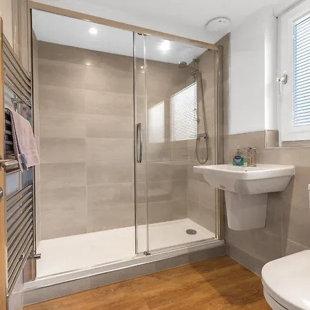 Forge Bridge House *